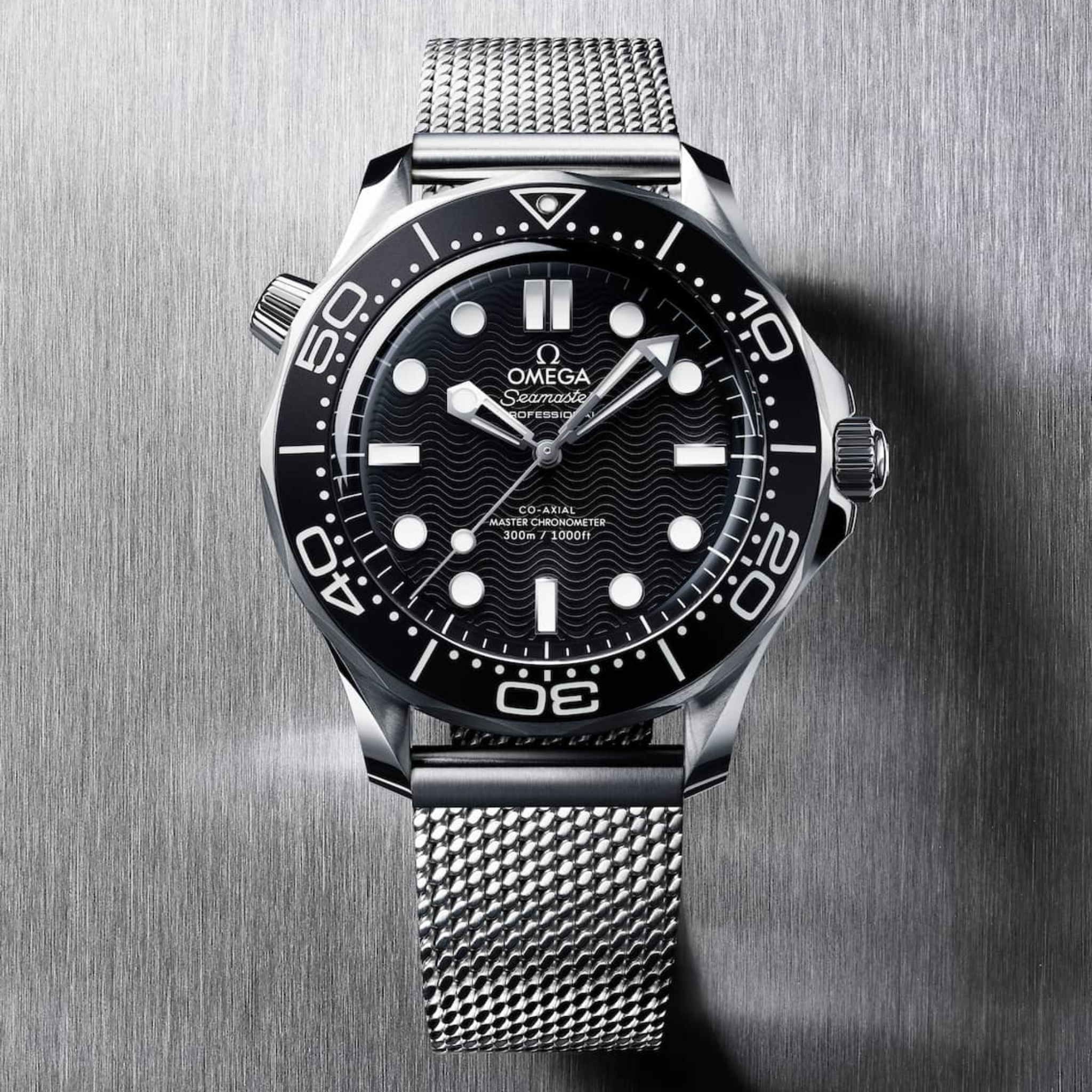 Omega Seamaster Diver 300M 42 mm em aço inoxidável com pulseira de aço